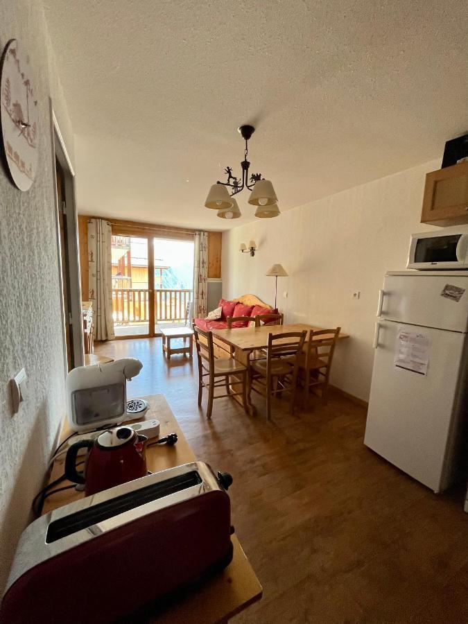 Appartement 6 places aux pieds des pistes avec piscine, wifi et parking privé PMR Orcières Esterno foto