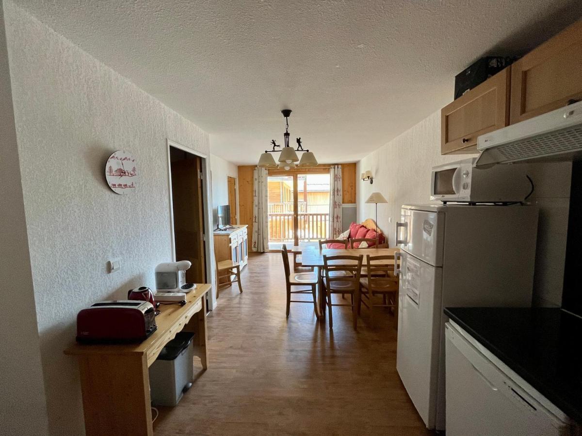 Appartement 6 places aux pieds des pistes avec piscine, wifi et parking privé PMR Orcières Esterno foto