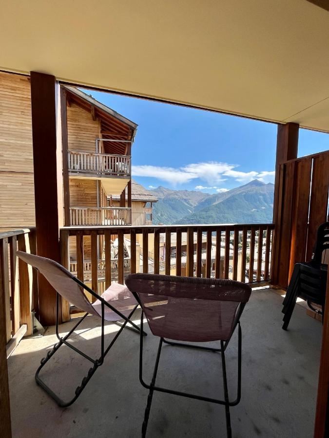 Appartement 6 places aux pieds des pistes avec piscine, wifi et parking privé PMR Orcières Esterno foto