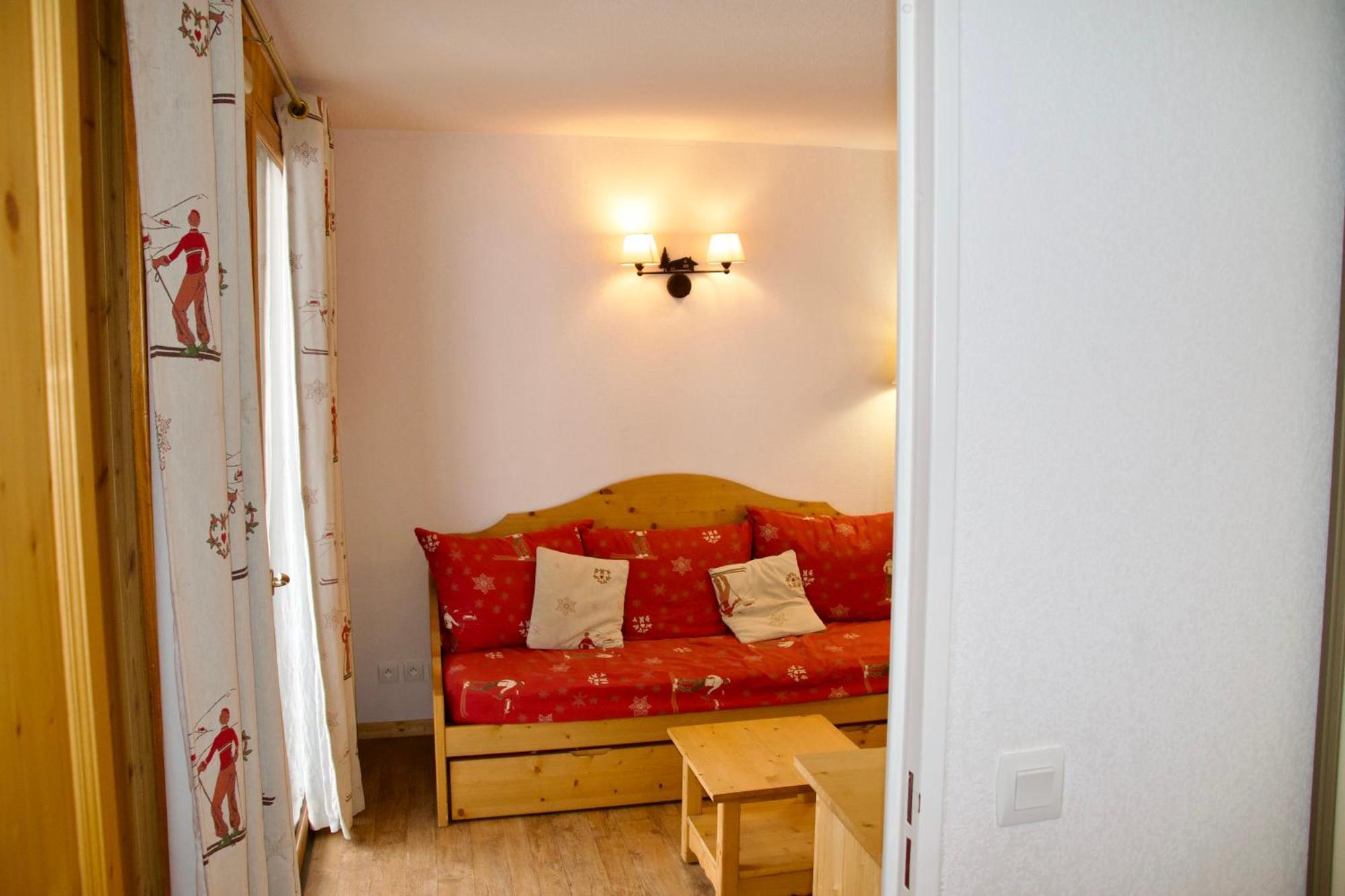 Appartement 6 places aux pieds des pistes avec piscine, wifi et parking privé PMR Orcières Esterno foto